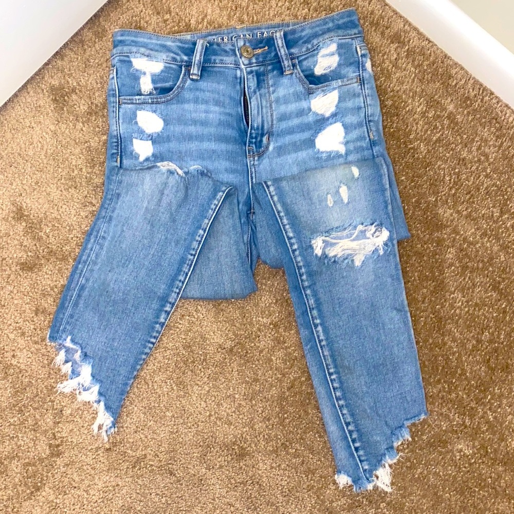 American Eagle cropped jeans with rips.
